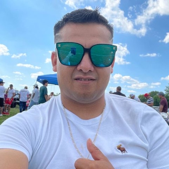 Meet your Posher, David - Picture 1 of 1